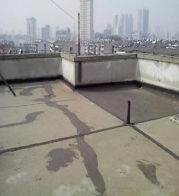 东营漏水维修 楼顶漏水是什么原因，楼顶漏水维修方法是什么?